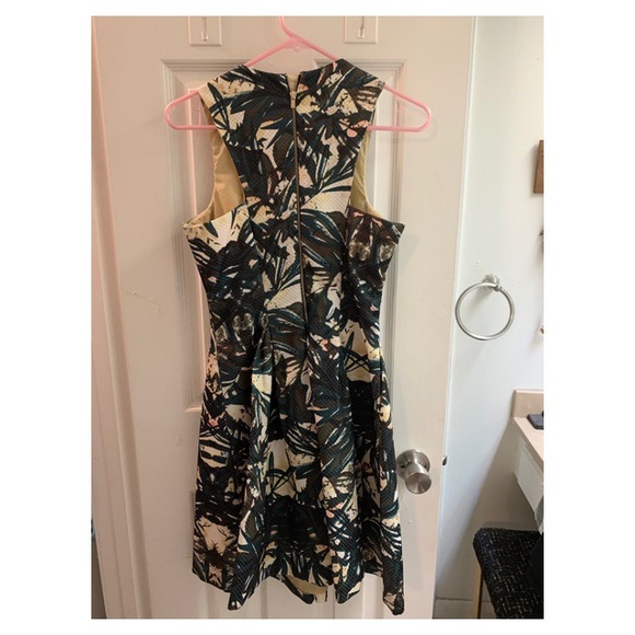 H&M Multi-Colored Dress Size 6 - Picture 3 of 3
